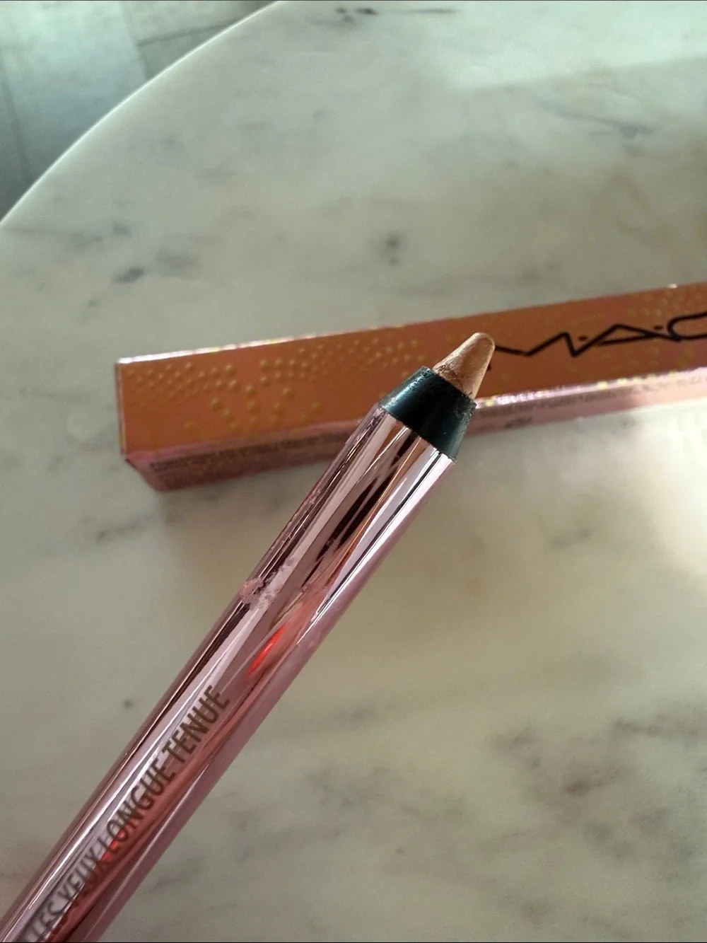MAC Cosmetics PowerPoint Eye Pencil Bubbles & Bows holiday Shade No Way Rosé